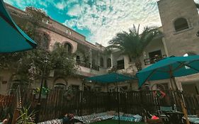 Tarakhan Hotel